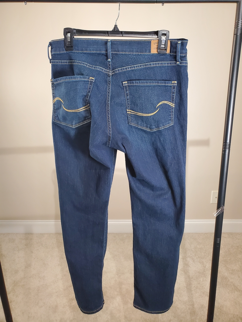 Signature Levi Strauss Curvy Straight Jeans 10M